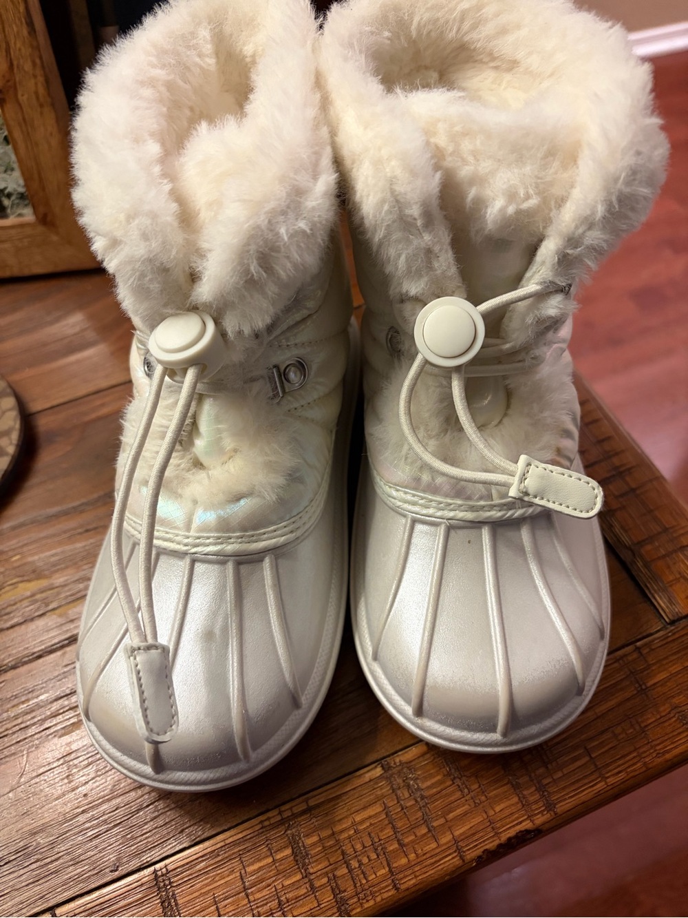 Kids Winter Snow Boots - Cream Faux Fur Lined